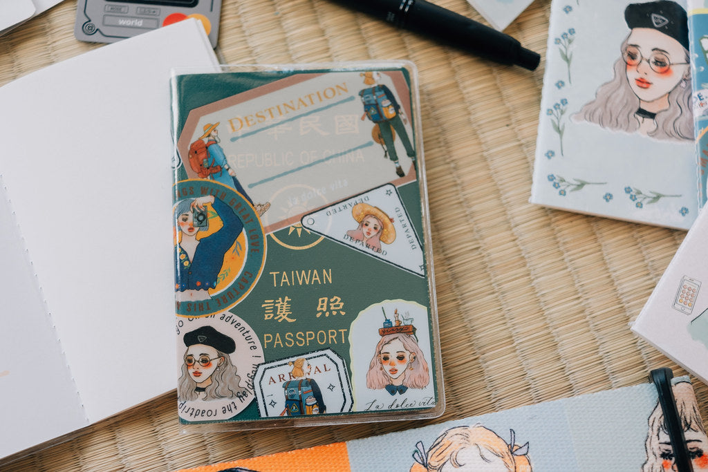 La Dolce Vita Clear PVC Passport Cover - LDV Travel Agency