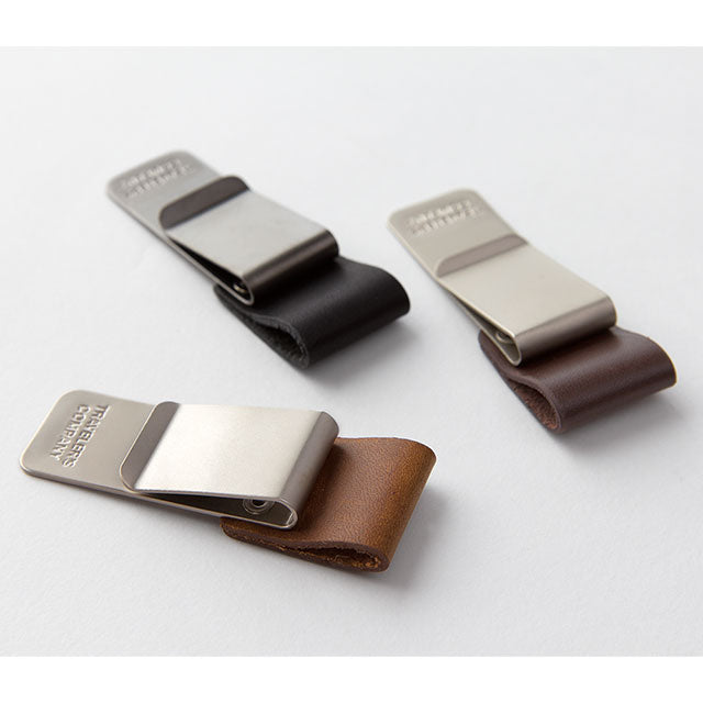 TRAVELER'S Notebook - 016 Pen Holder (M) - Black