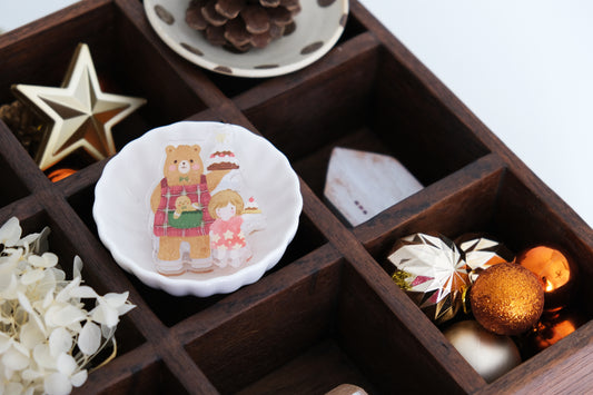 Eileen Tai Acrylic Clip - Bear and Girl - Christmas Glitter Edition