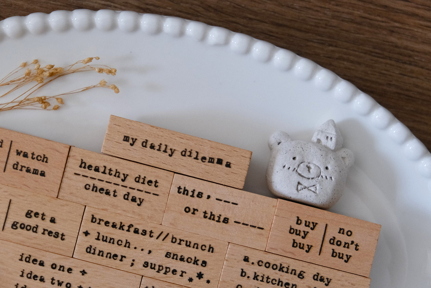 Eileen Tai Rubber Stamp - My Daily Dilemma, 10 Designs