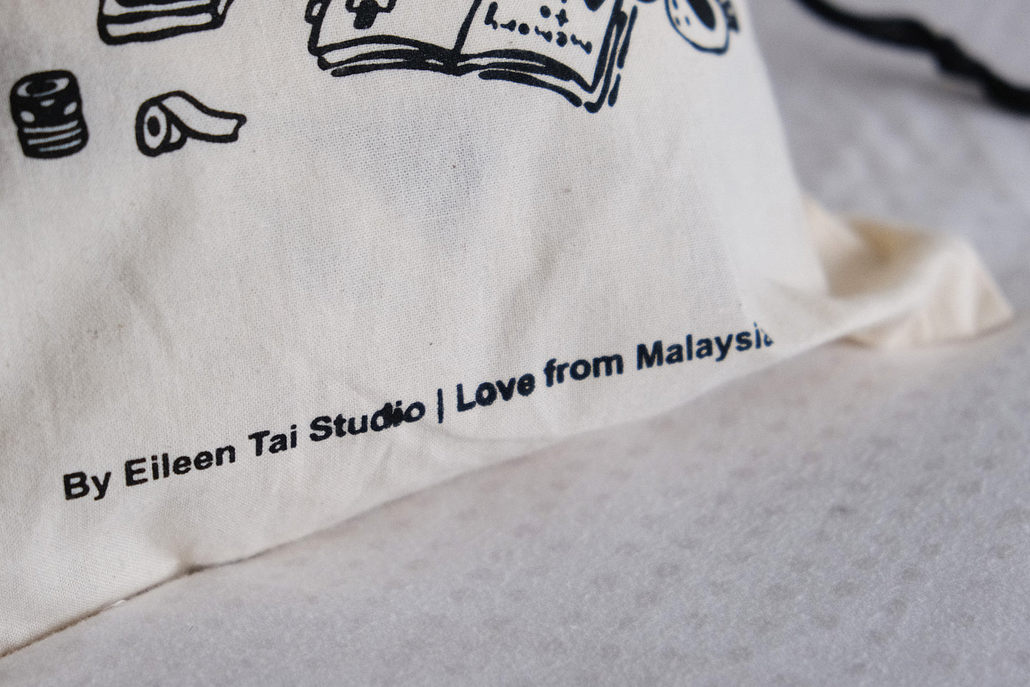 Eileen Tai Drawstring Pouch - My Tiny World Inside (Black)