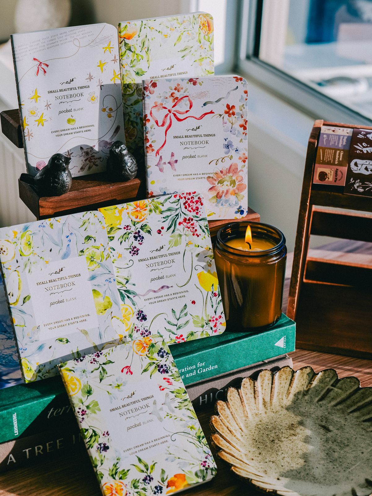 Meow Illustration Passport-sized Gold Foil Slim Notebook - Starry Night