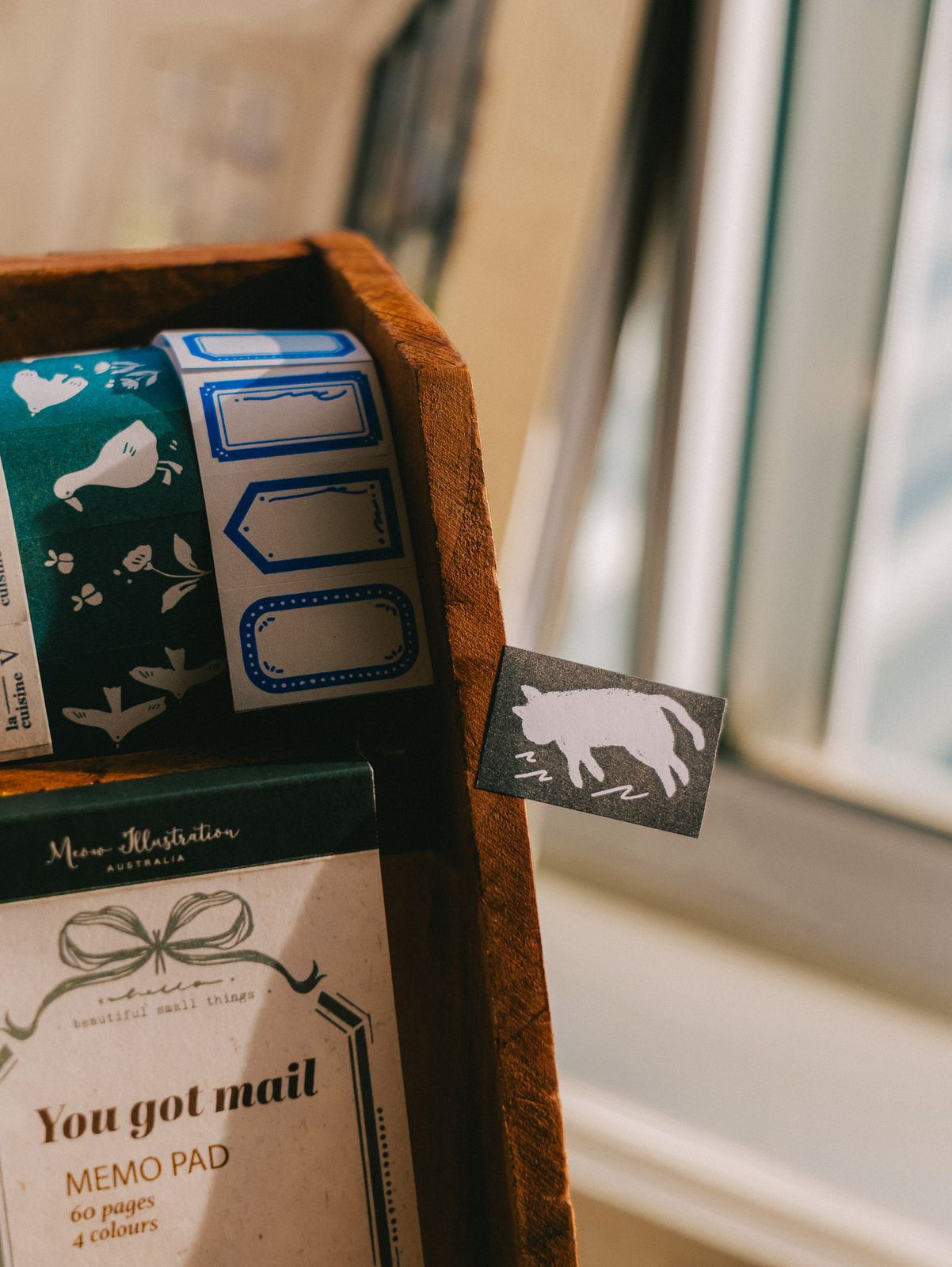 Meow Illustration Label Sticker - Twisty Cats