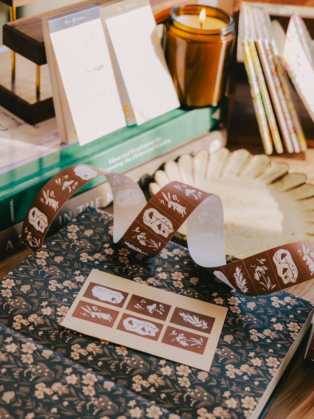 Meow Illustration Label Sticker - Wonderland Bunny