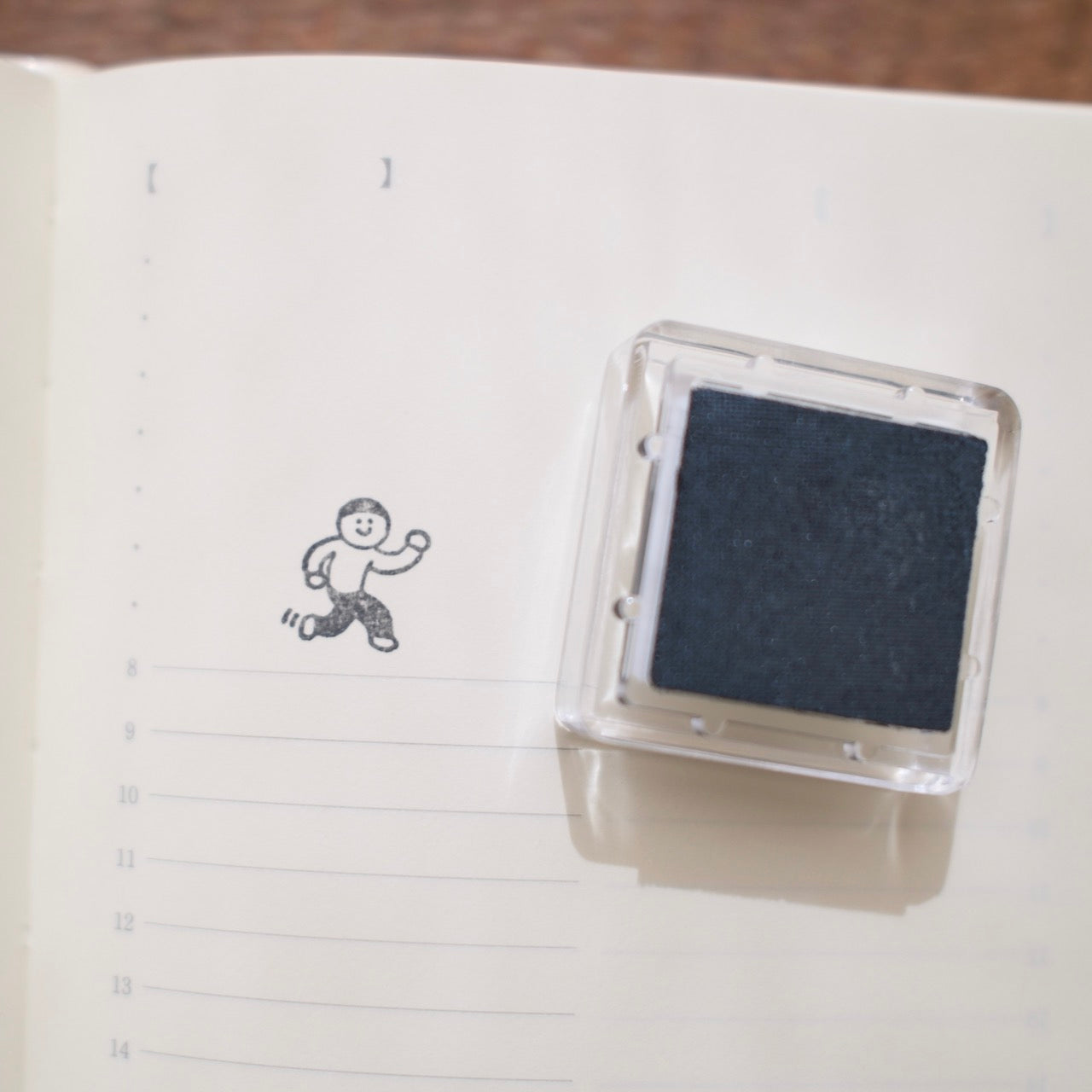 a kind of café Stamp It Colors Mini Ink Pad - Black and White