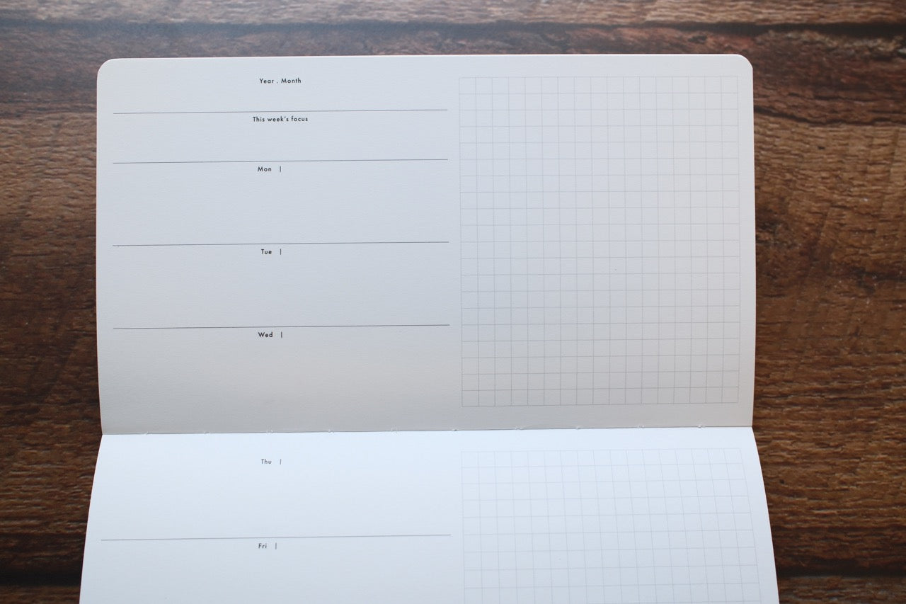 analogue keeper Weekly Book - Undated
