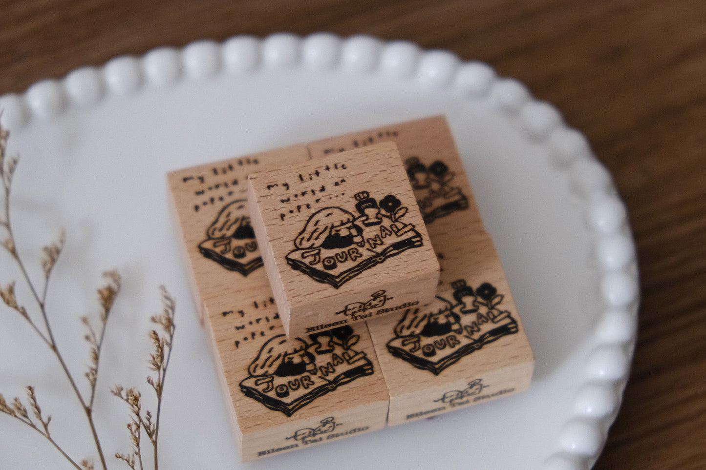 Eileen Tai Rubber Stamp - My World on Paper (Journaling Girl)