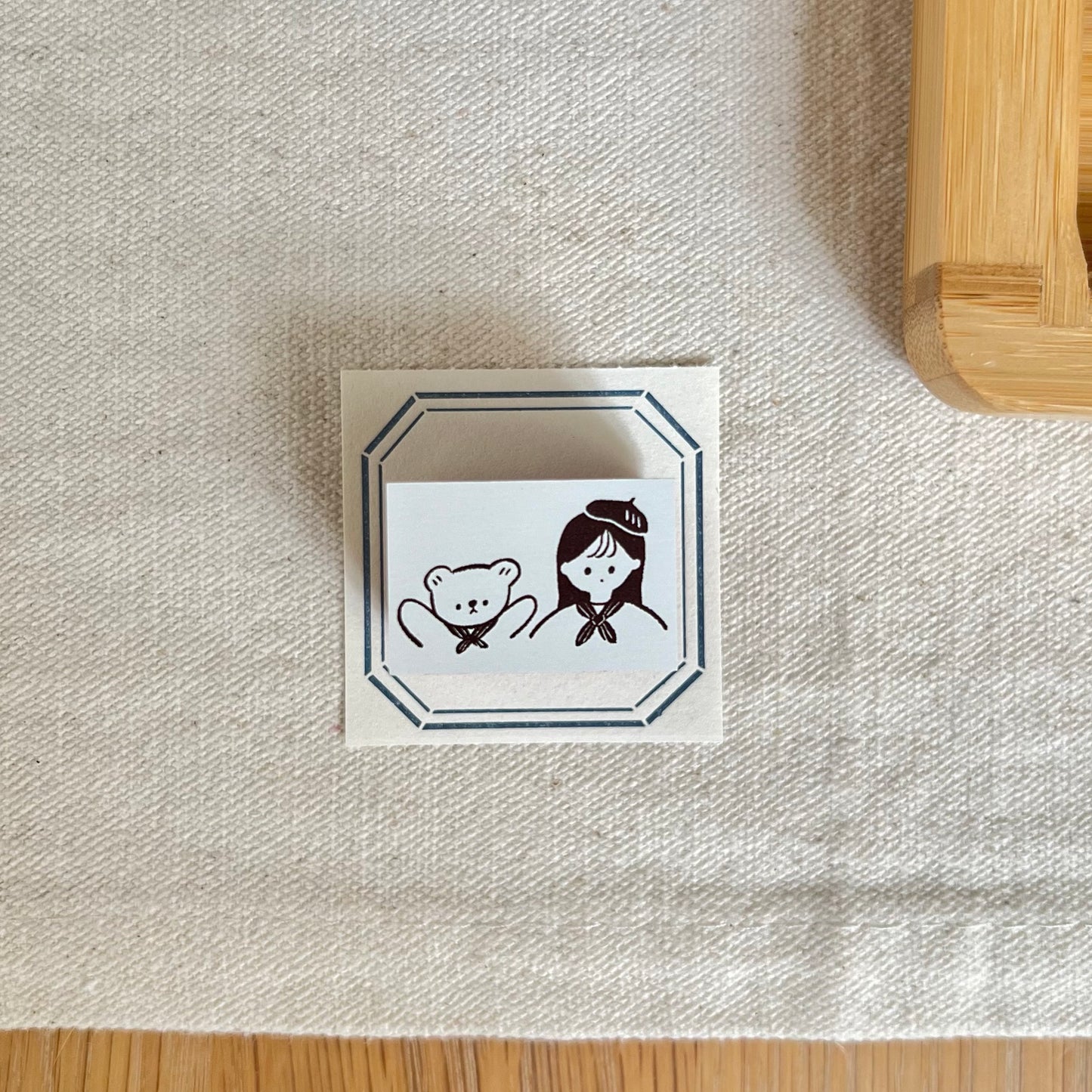 ranmyu Rubber Stamp - Kuma and Girl with Hat