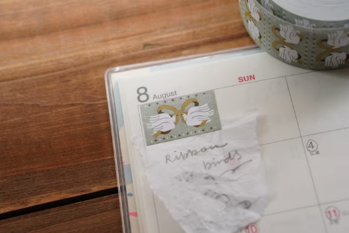 Ivy Snow Label Sticker - Ribbon Birds