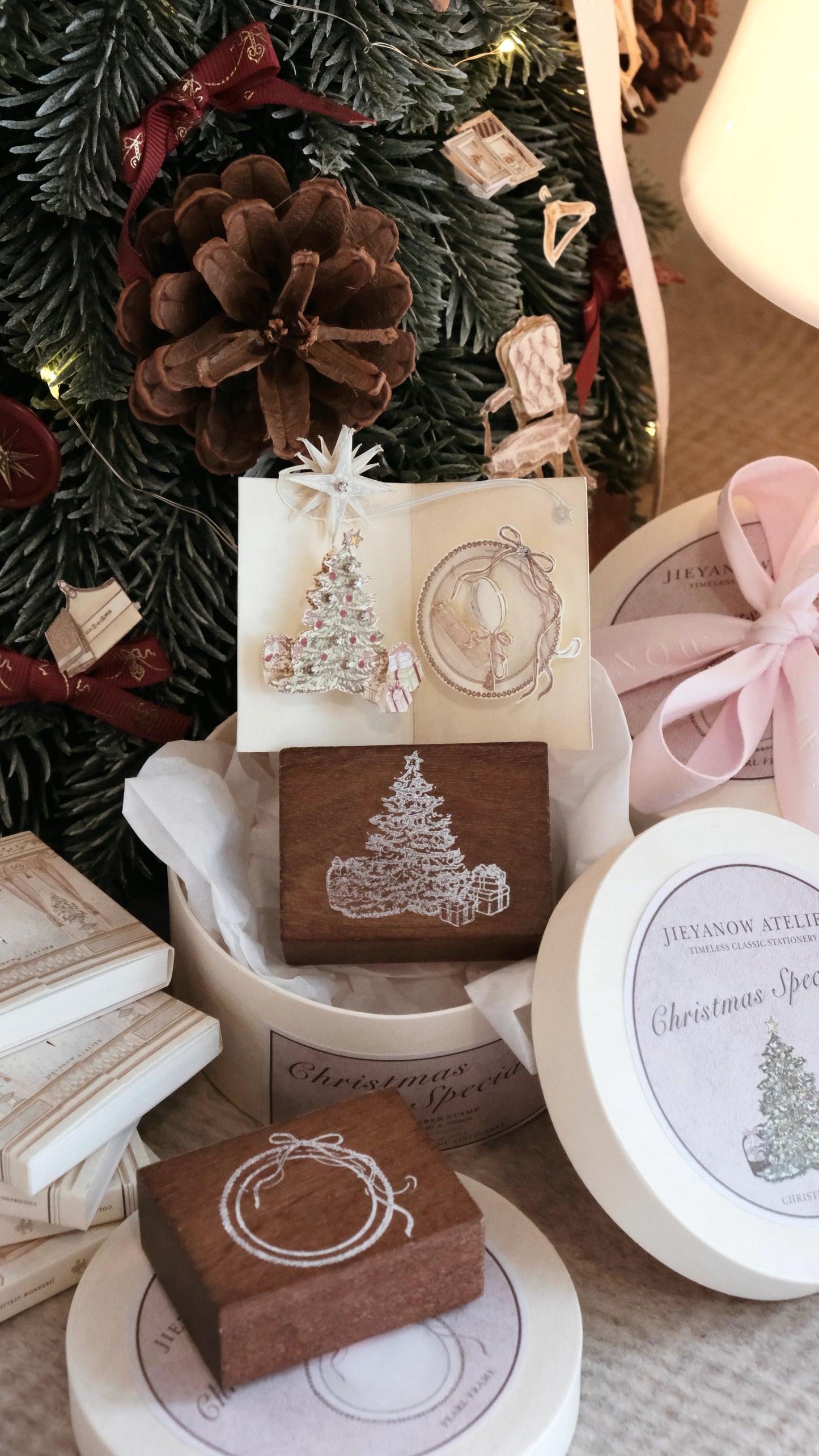 Jieyanow Atelier Rubber Stamp - Holiday Special, 2 Designs