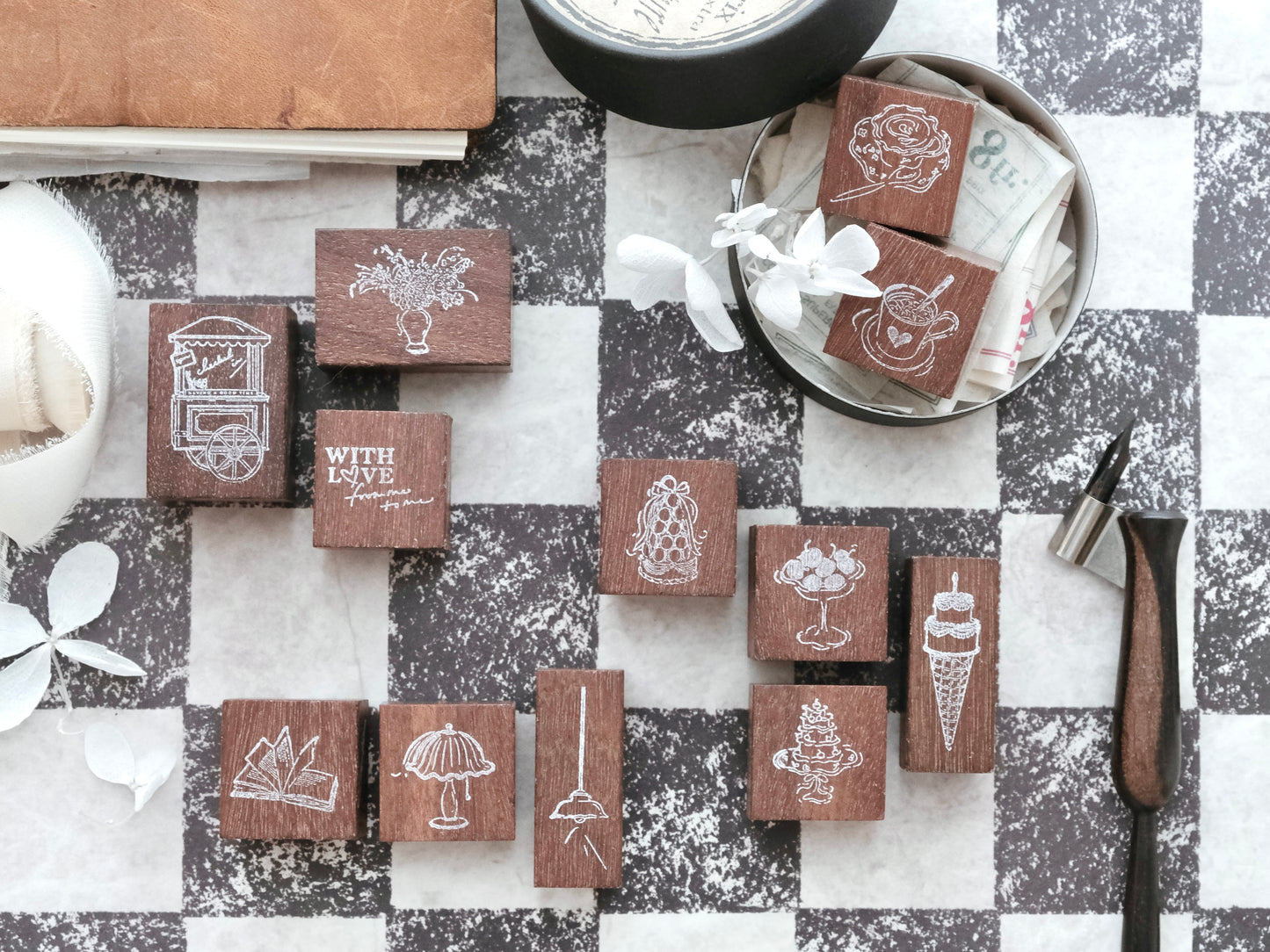 Jieyanow Atelier Rubber Stamp - Good Times, 12 designs