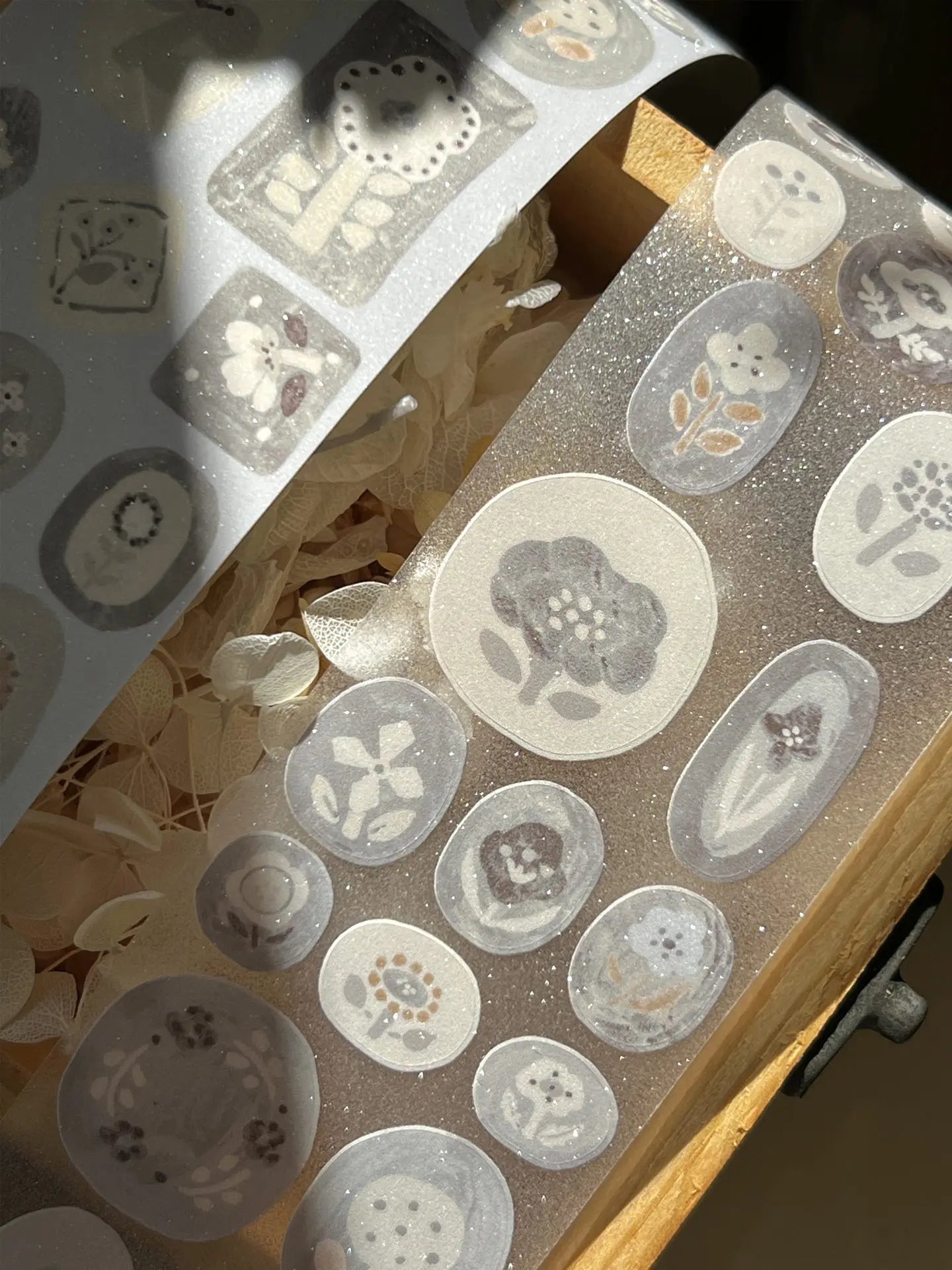 Freckles Tea Vol.5 Celadon Haze Kiss-cut Tape