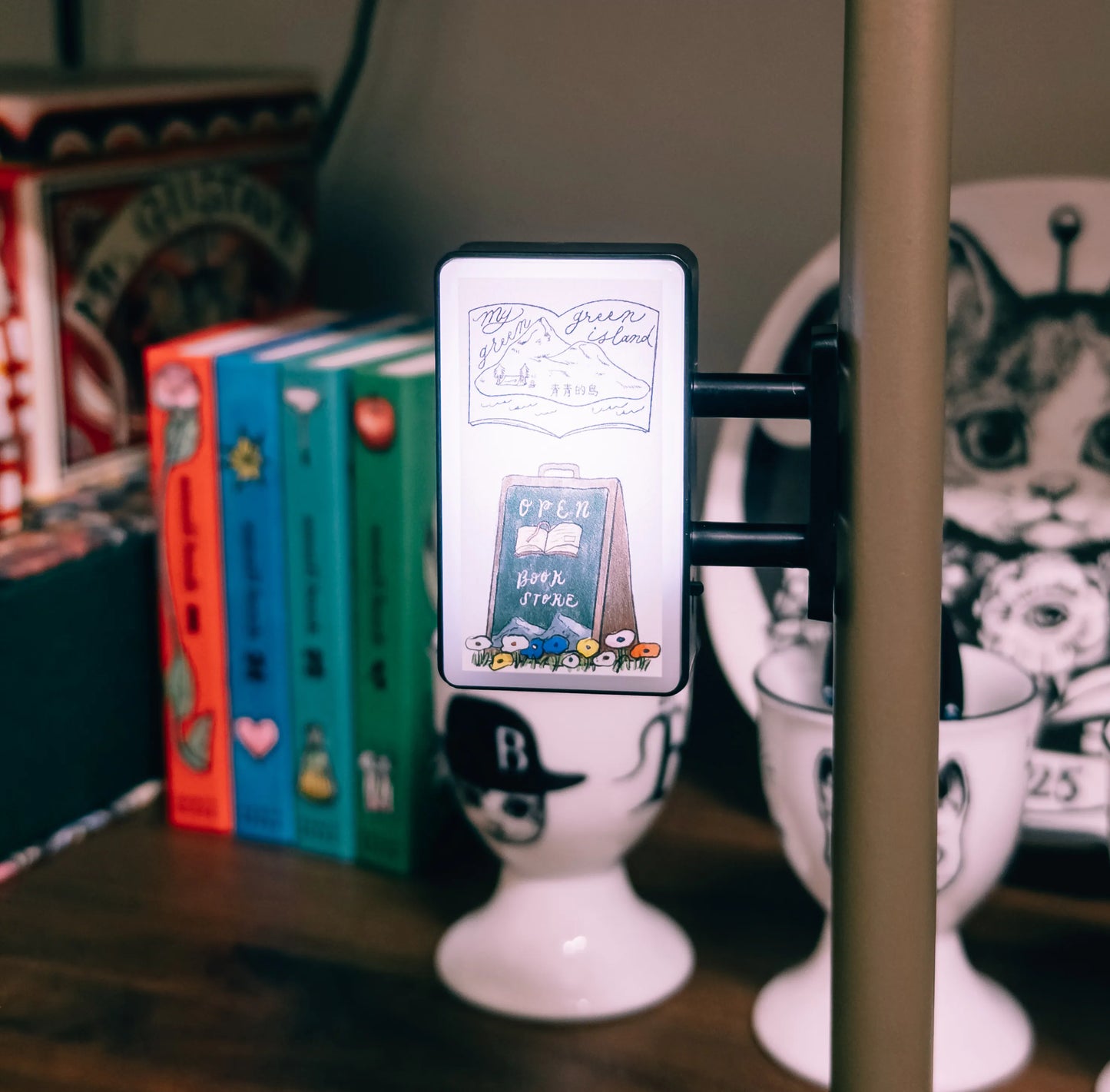 La Dolce Vita Magnetic LED Light Box - Bookstore Light