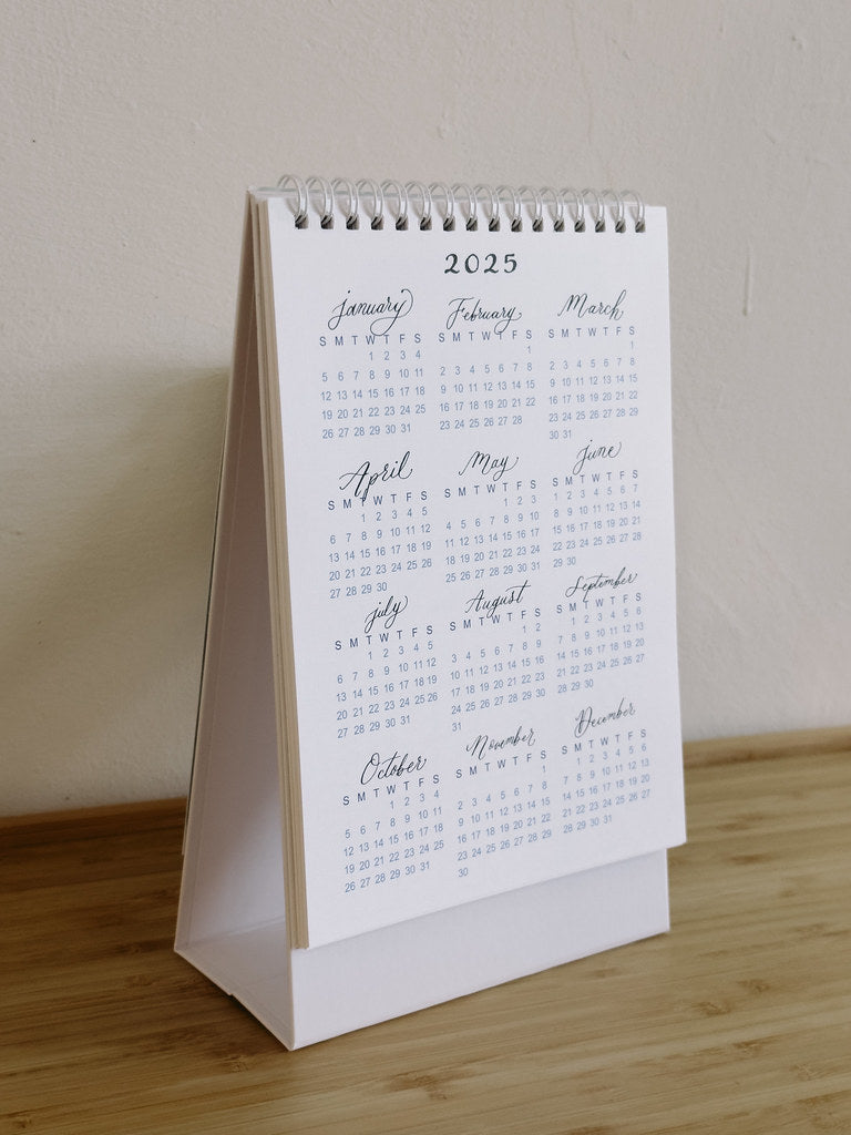 La Dolce Vita 2025 Triangle Monthly Desk Calendar