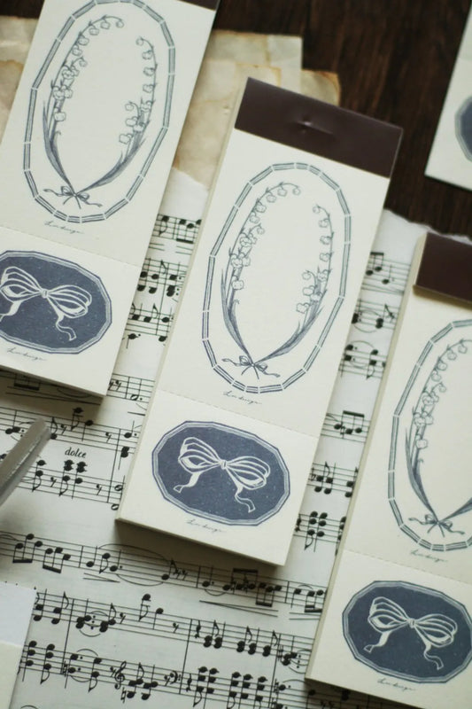 Loidesign Label Book - Collecting Lily of the Valley