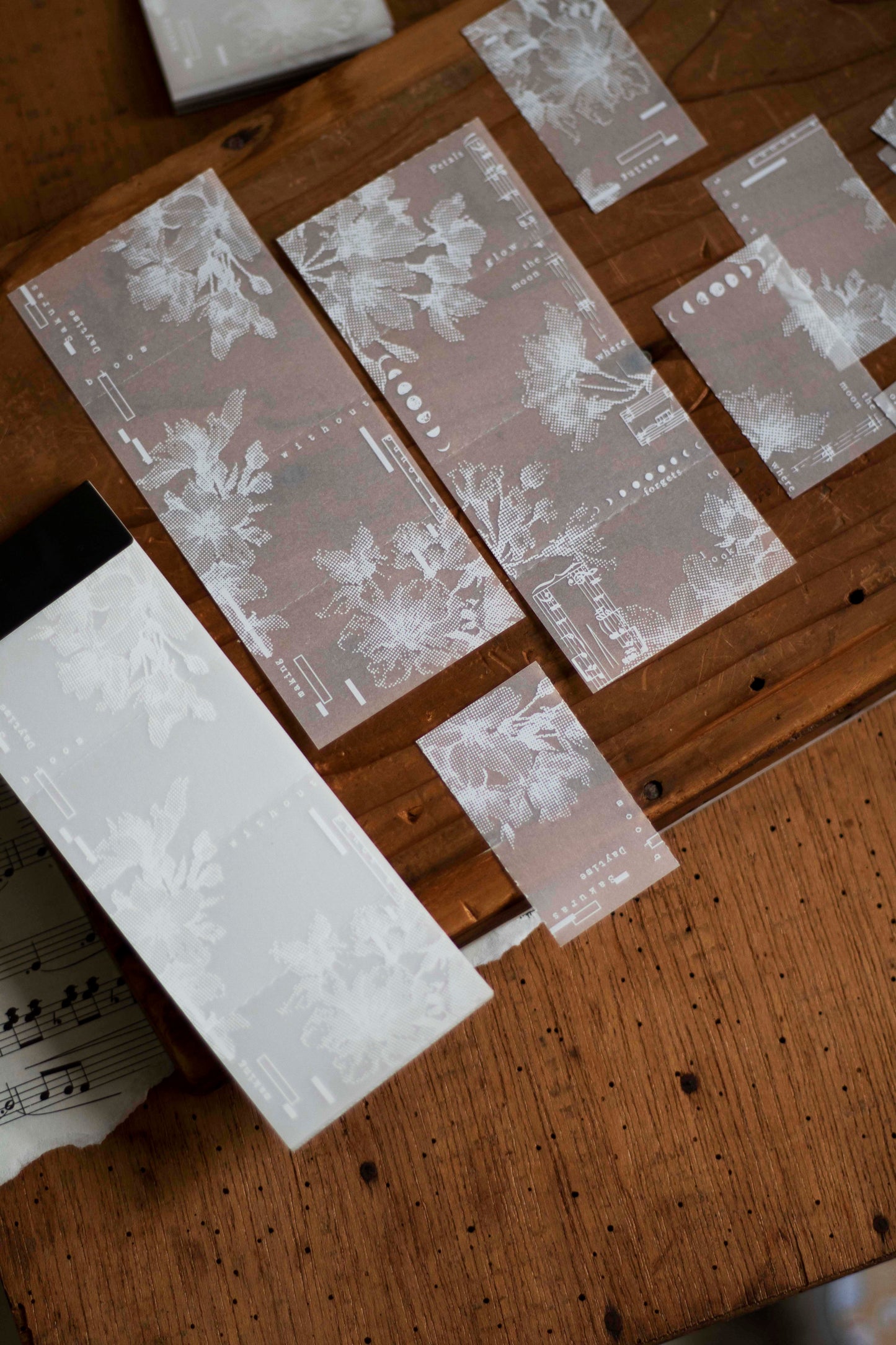 Loidesign Tracing Paper Memo Book - Blooming Order - Day and Night Sakura