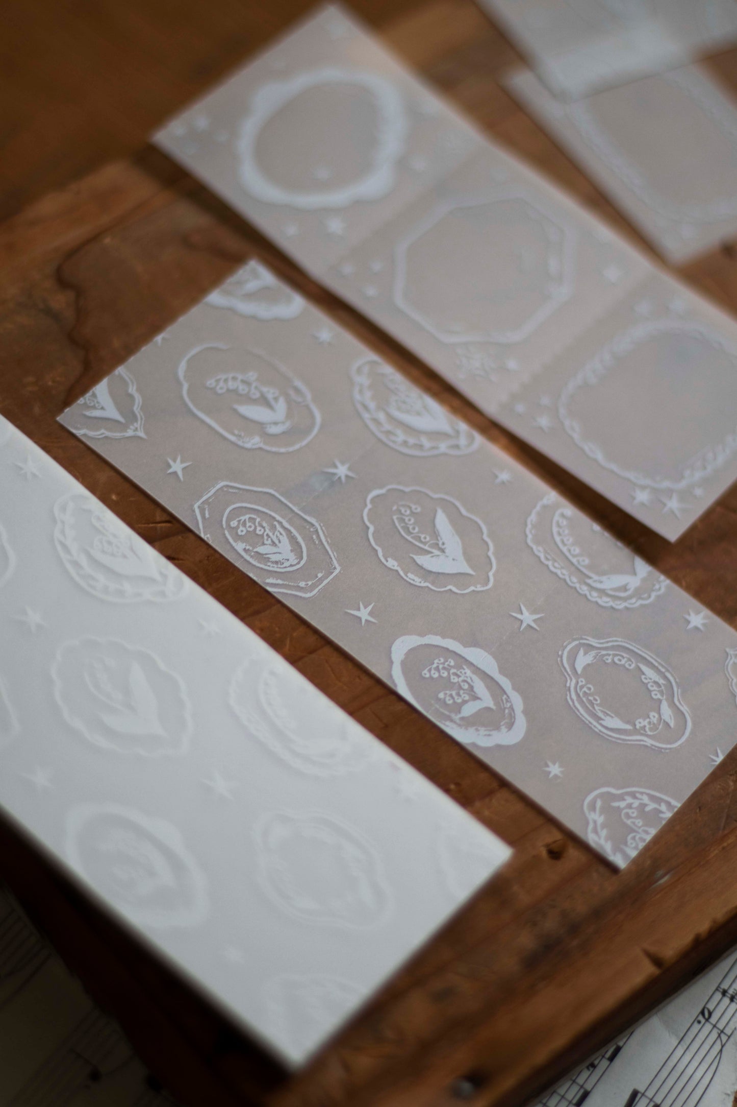 Loidesign Tracing Paper Memo Book - Lily of the Valley - Flower Tray