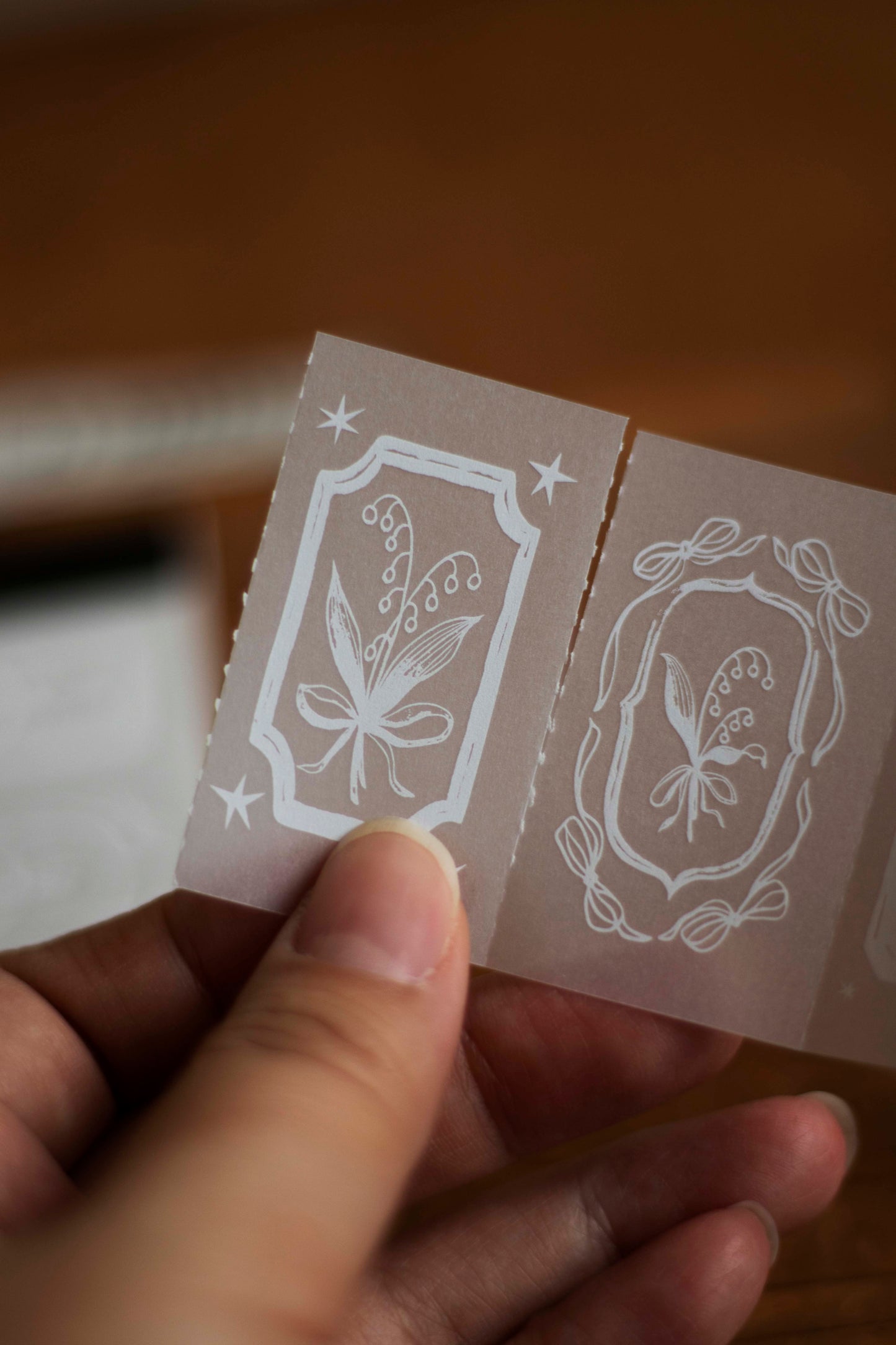 Loidesign Tracing Paper Memo Book - Lily of the Valley - Specimen Room