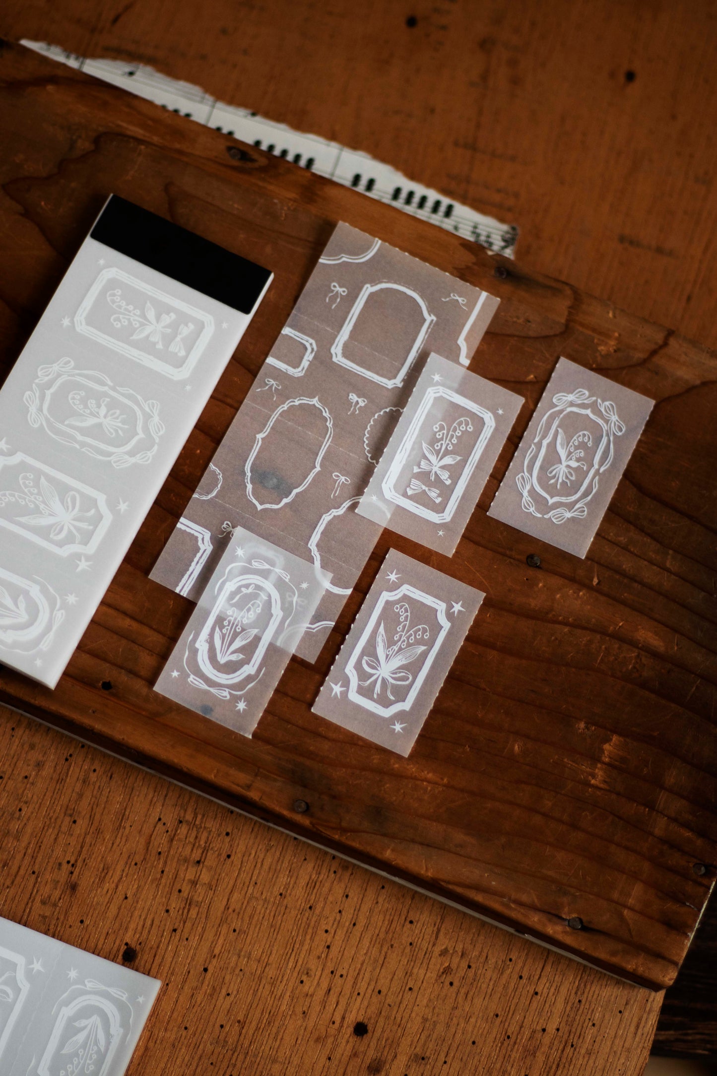 Loidesign Tracing Paper Memo Book - Lily of the Valley - Specimen Room