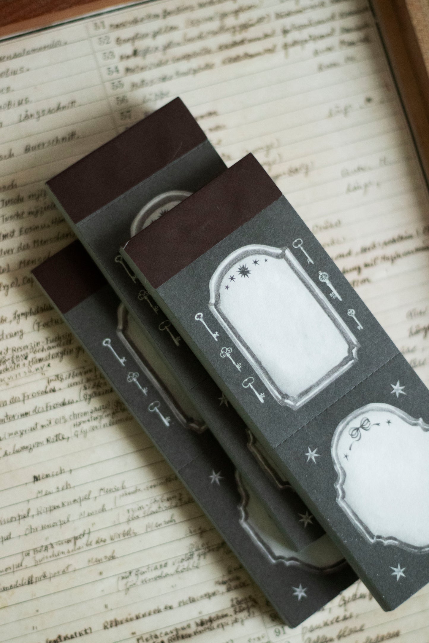 Loidesign Label Book - Witch's Inn