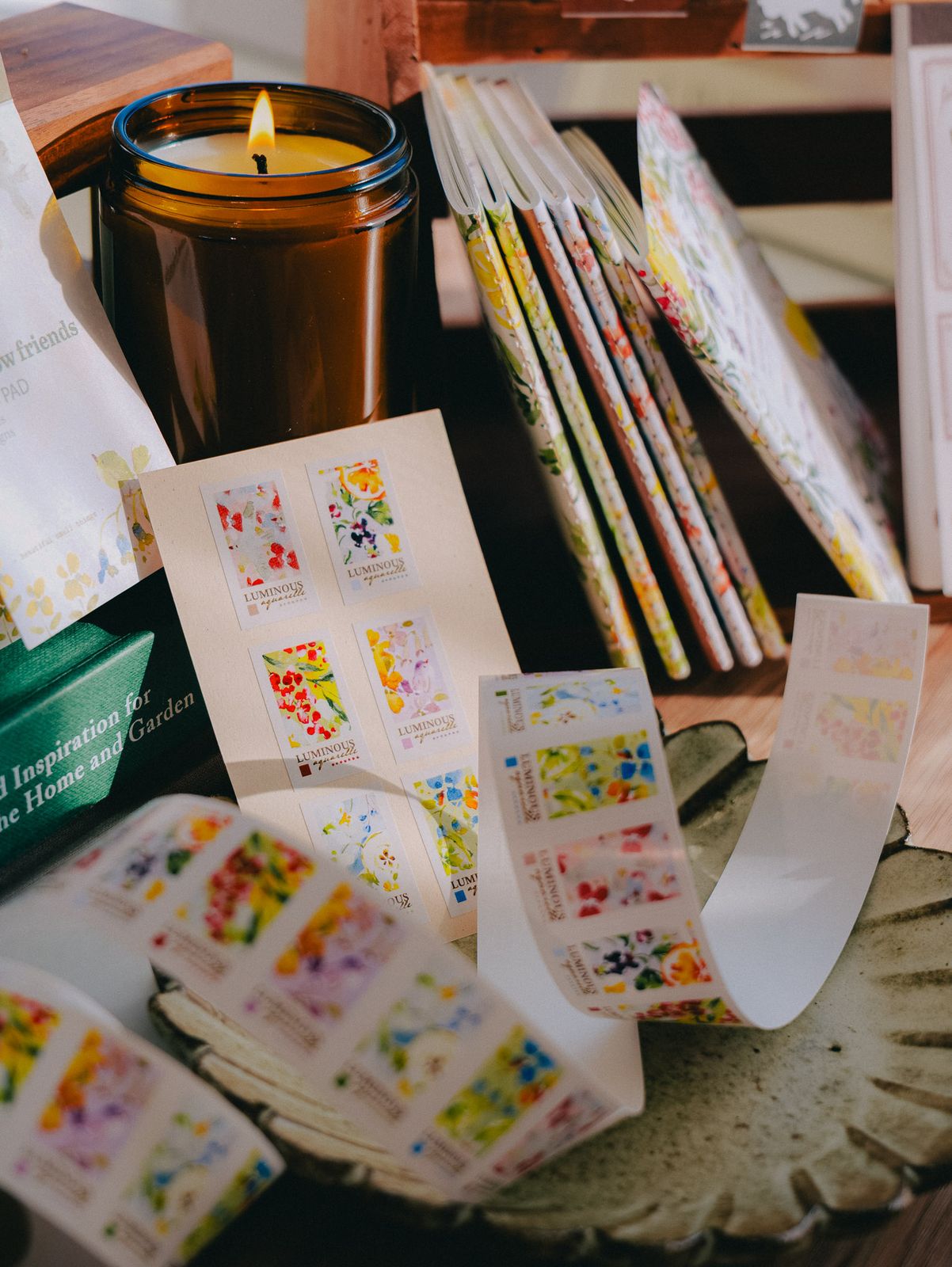 Meow Illustration Label Sticker - Luminous