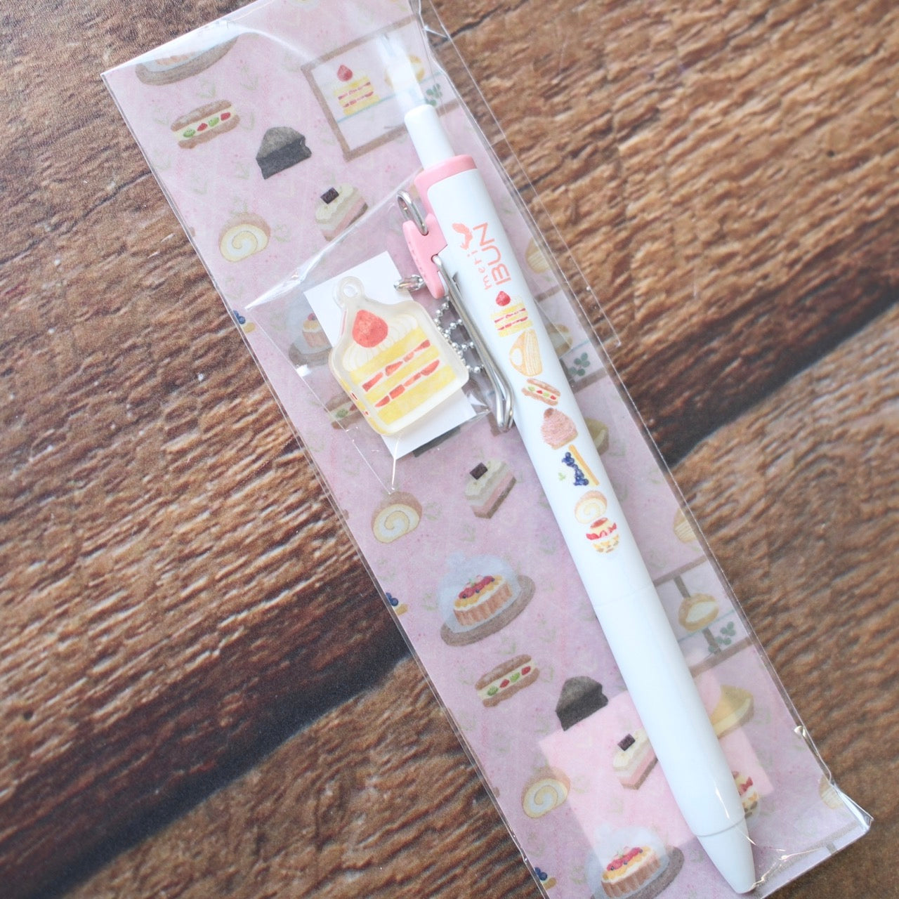 meriBun Uni-ball One Gel Pen with Charm, Dessert Theme, 3 designs