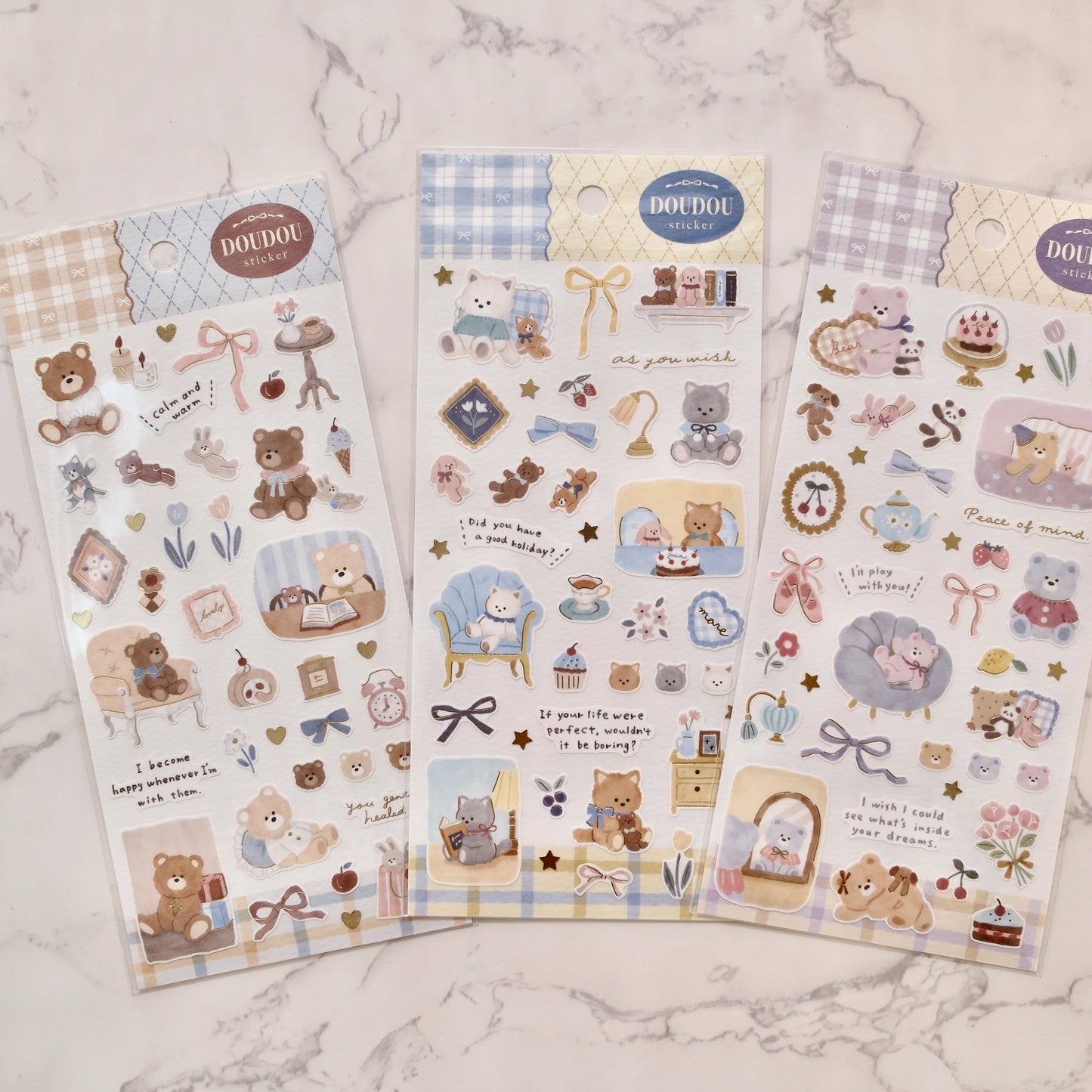 Mind Wave Doudou Gold Foil Sticker - Kuma