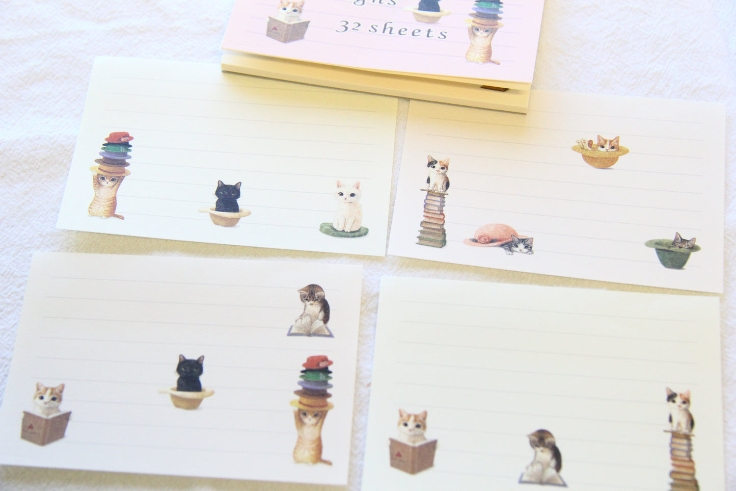 Pottering Cat Memo Pad - Hat and Reading