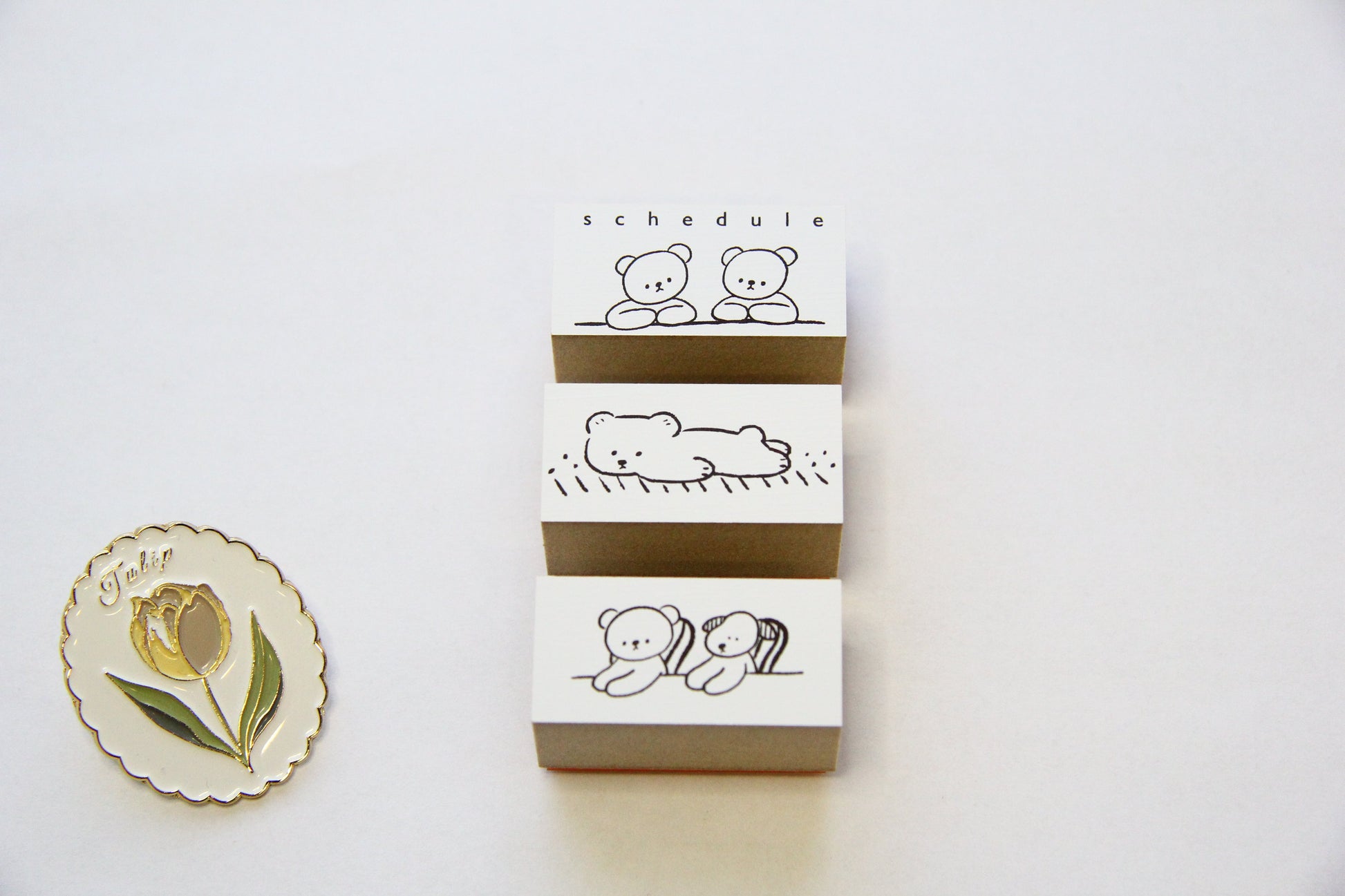 ranmyu Rubber Stamp - Reading Newspaper – Pinky Elephant