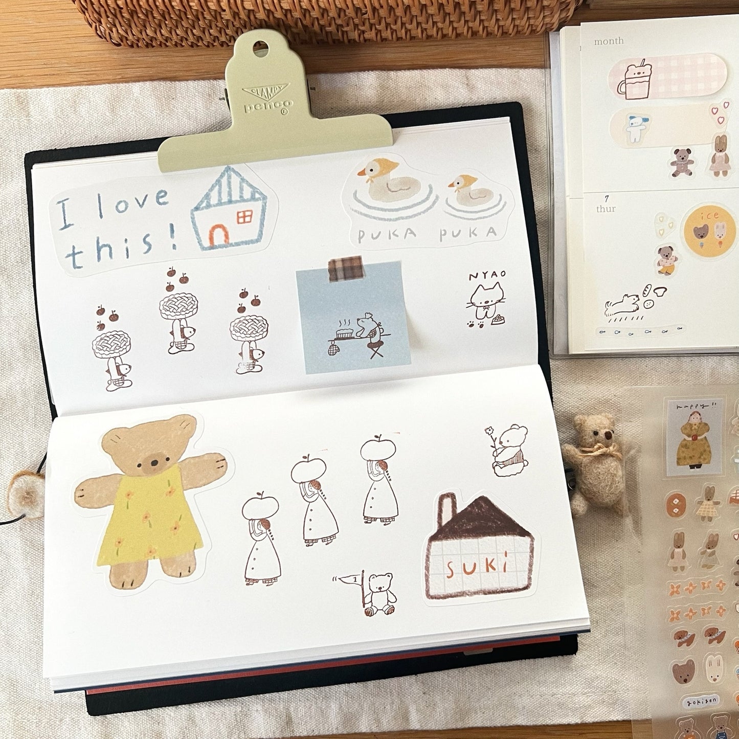 ranmyu Rubber Stamp - Holding A Big Apple On Her Head