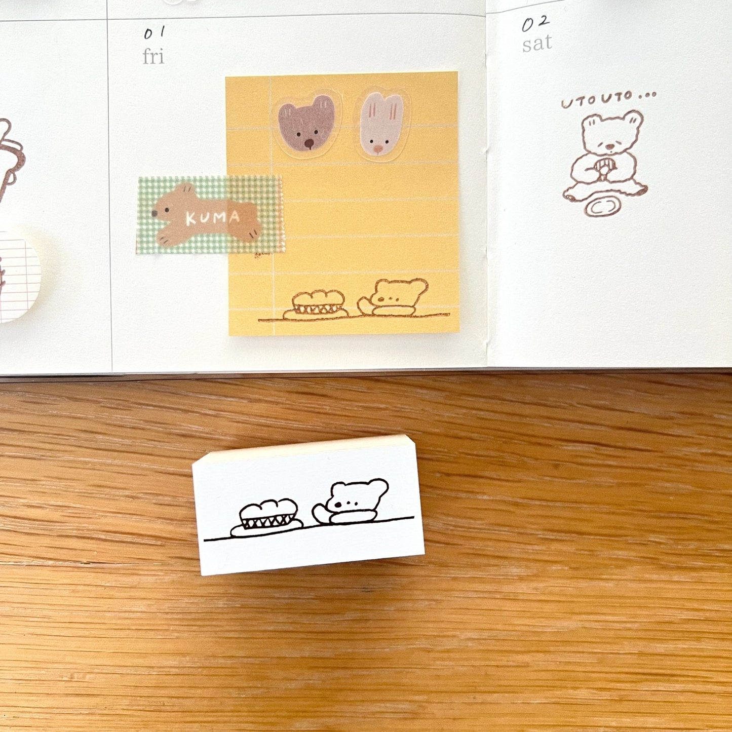 ranmyu Rubber Stamp - Kuma and Bread