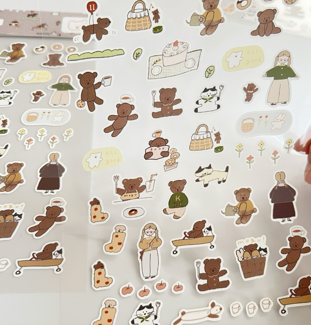 ranmyu Sticker Sheet - Brown Kuma Picnic
