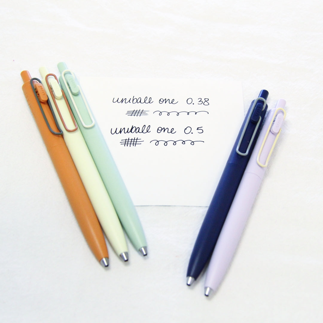 Uni-ball One F Gel Pen - Colorful Clip - Limited Edition