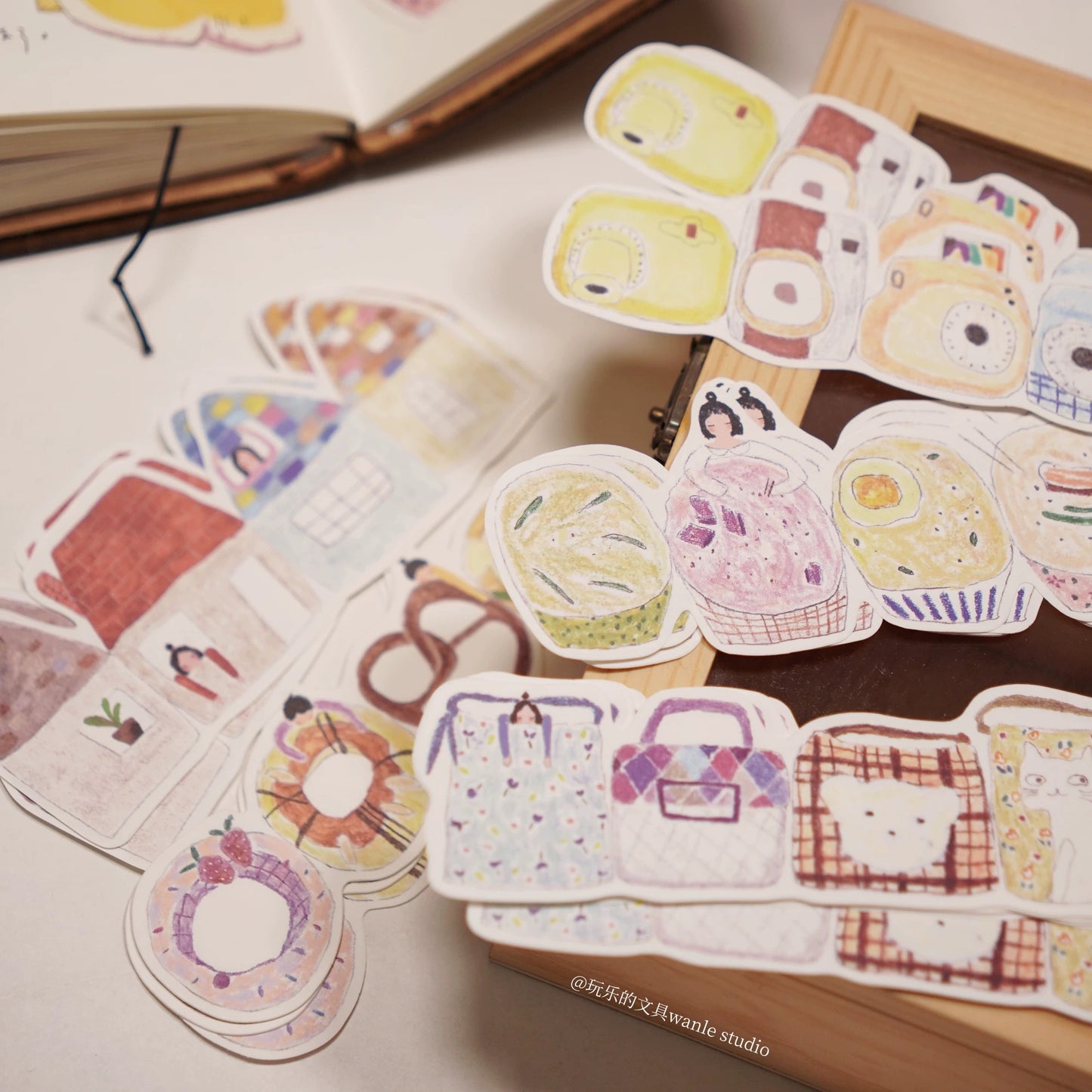 Wongyuanle Vol.10 Die-cut Memo Ephemera, 40 pcs