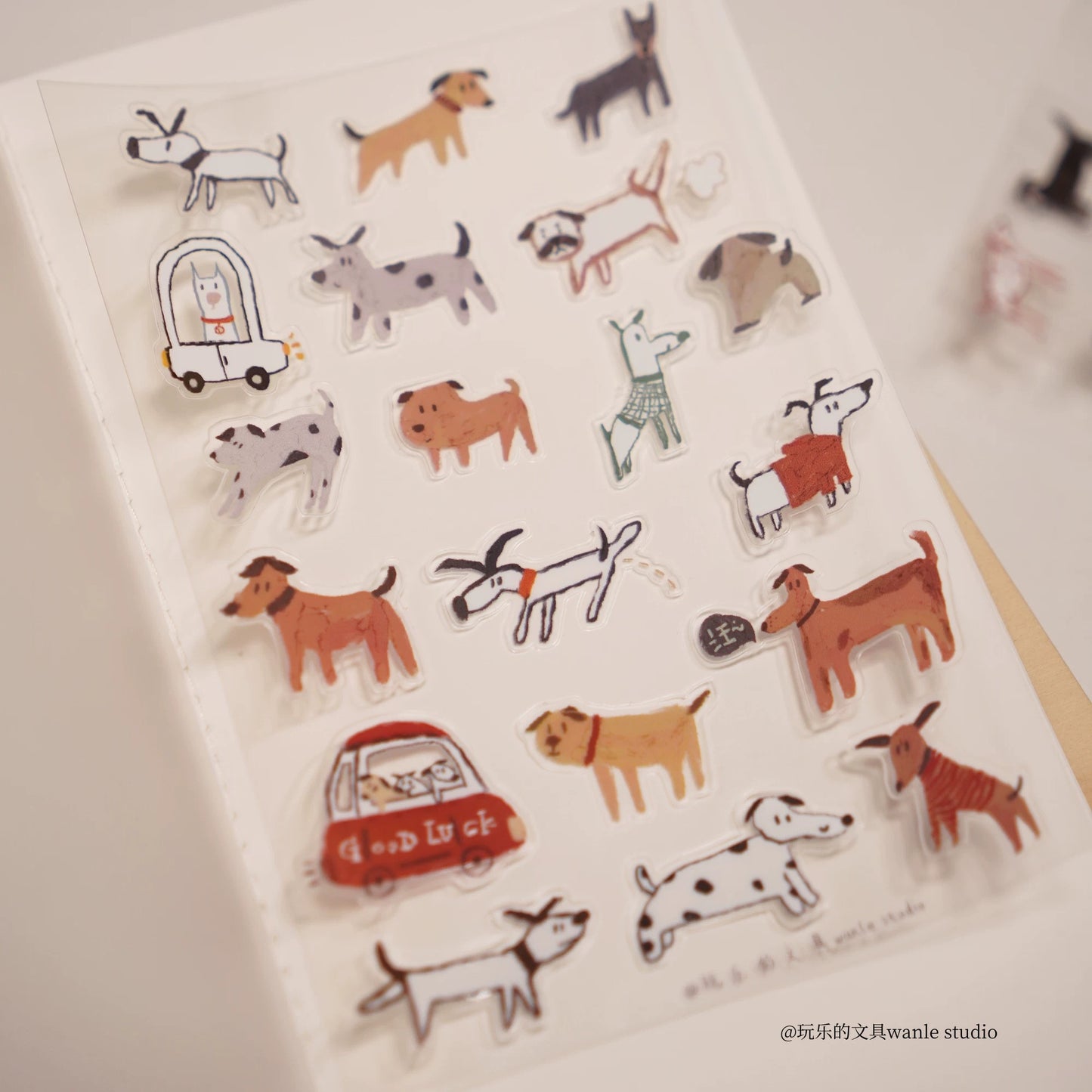 Wongyuanle Transparent Die-cut Sticker Set - Cats/Dogs