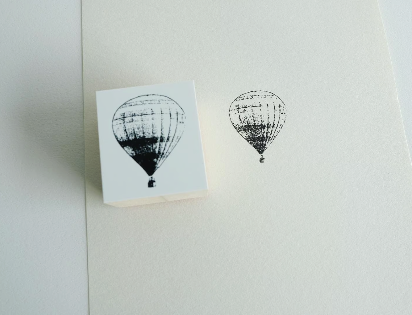 YOHAKU Rubber Stamp - Hot Air Balloon (S-074)