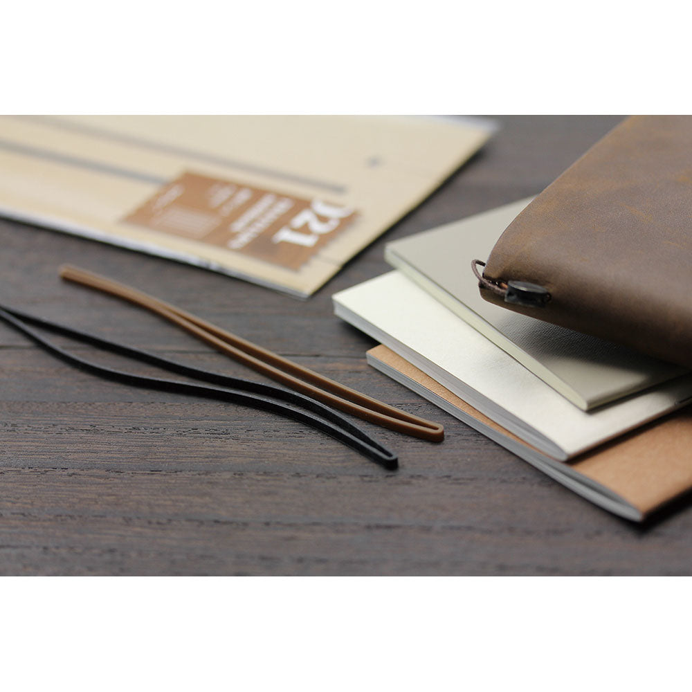 TRAVELER'S Notebook - Regular Size Refill - 021 Connecting Rubber Band