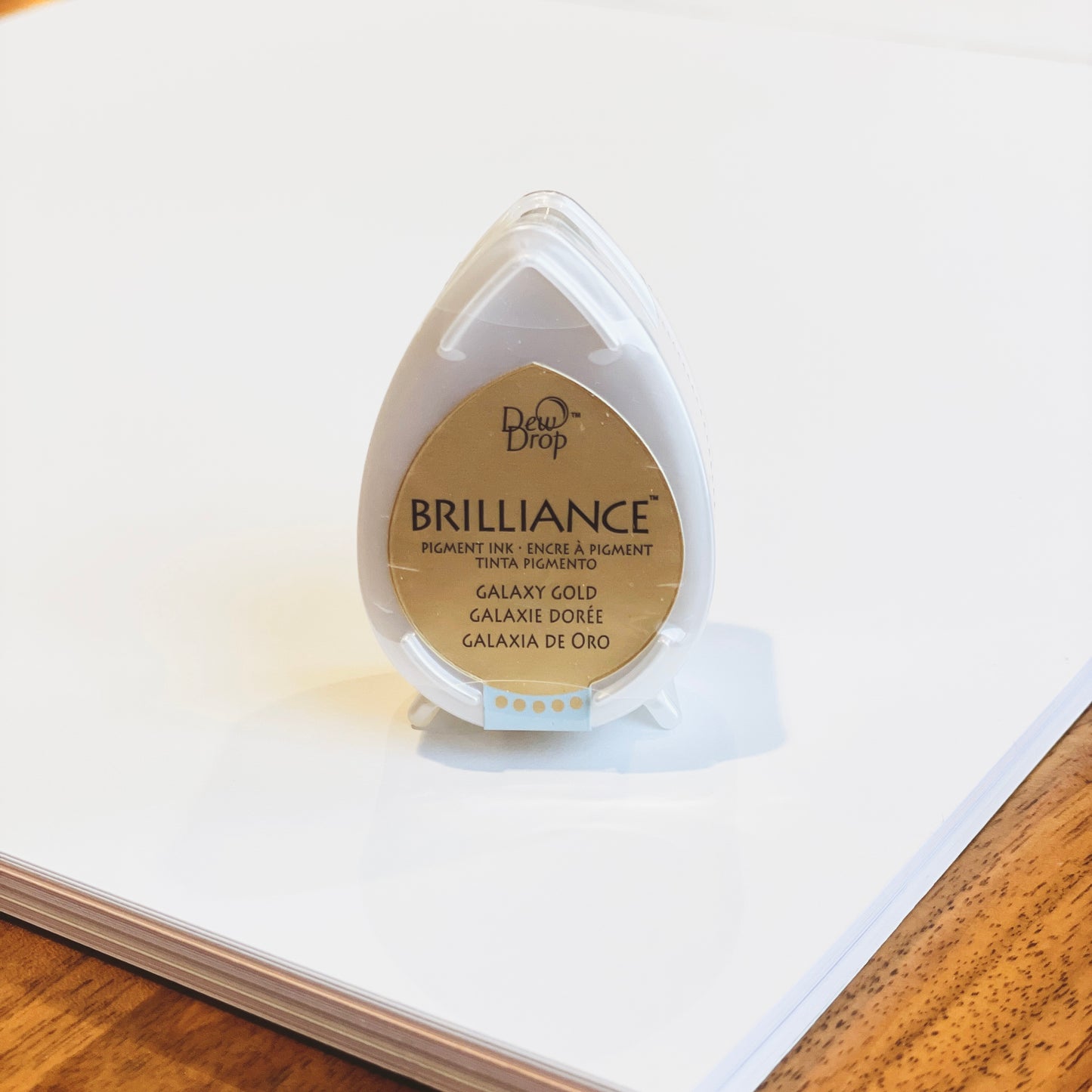 Tsukineko Brilliance Dew Drop Ink Pad Galaxy Gold Pinky Elephant tsukineko-brilliance-dew-drop-ink-pad-galaxy-gold-pinky-elephant