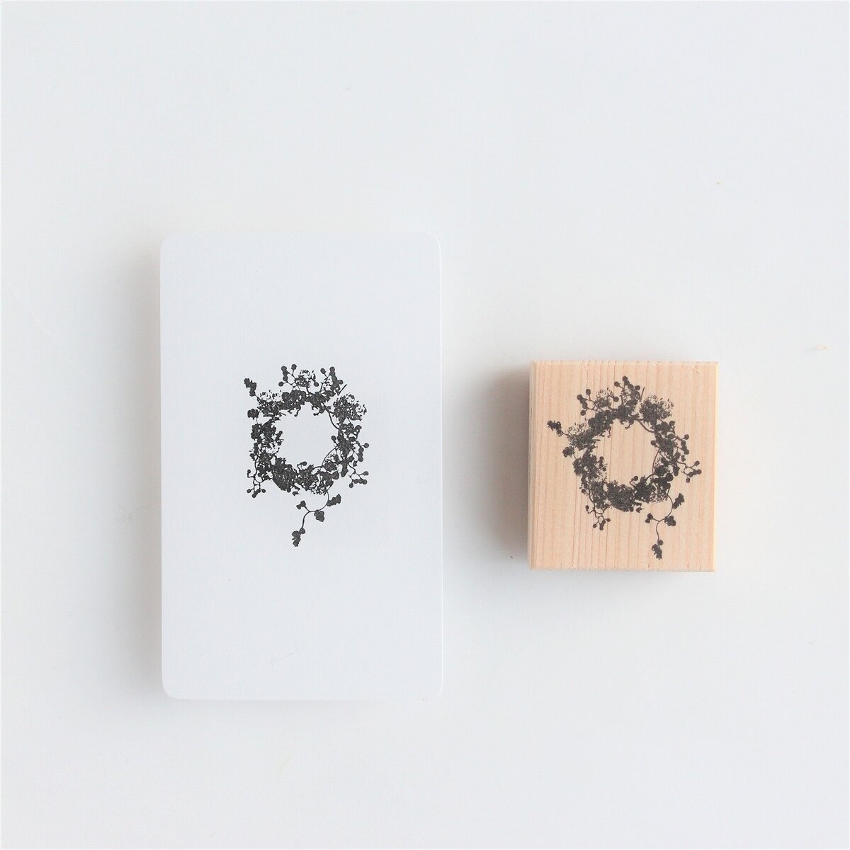 always smile... Small Wreath Rubber Stamp