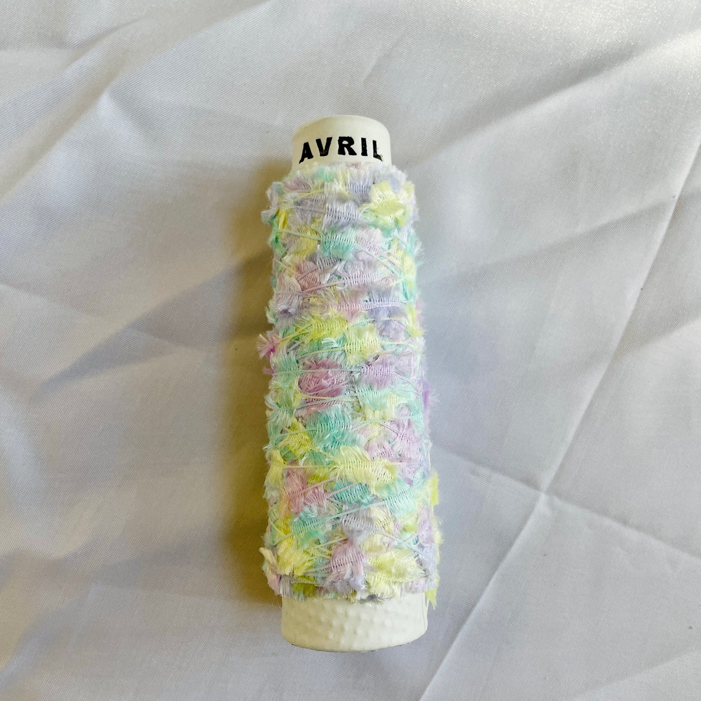 AVRIL Yarn Popuri Minicone, 3 colors